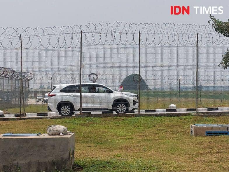 [BREAKING] Paus Fransiskus Naik Innova, Menag Yaqut: Kesederhanaan