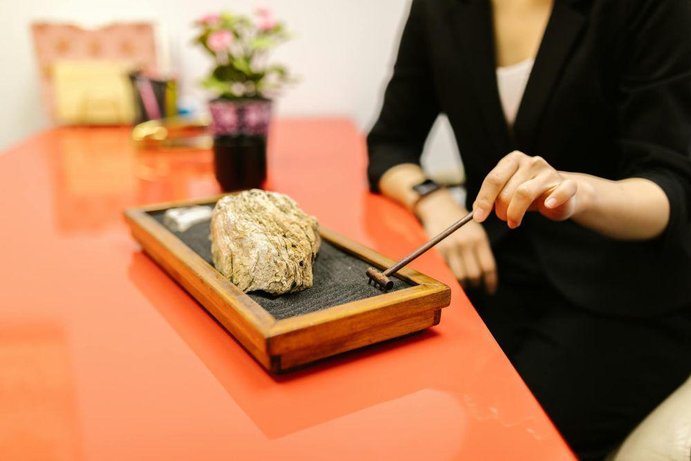 DIY Mini Zen Garden untuk Sarana Relaksasi Sederhana di Rumah