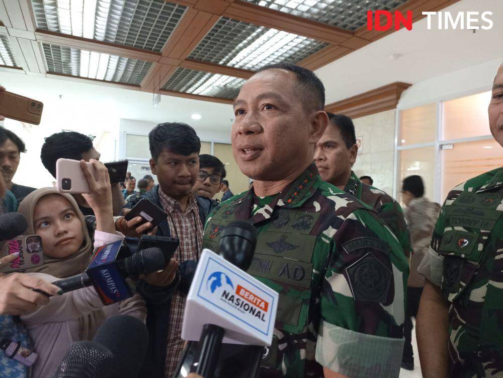 Panglima TNI Jenderal Agus Subiyanto bicara mengenai urgensi wacana pembentukan matra keempat. (IDN Times/Amir Faisol)