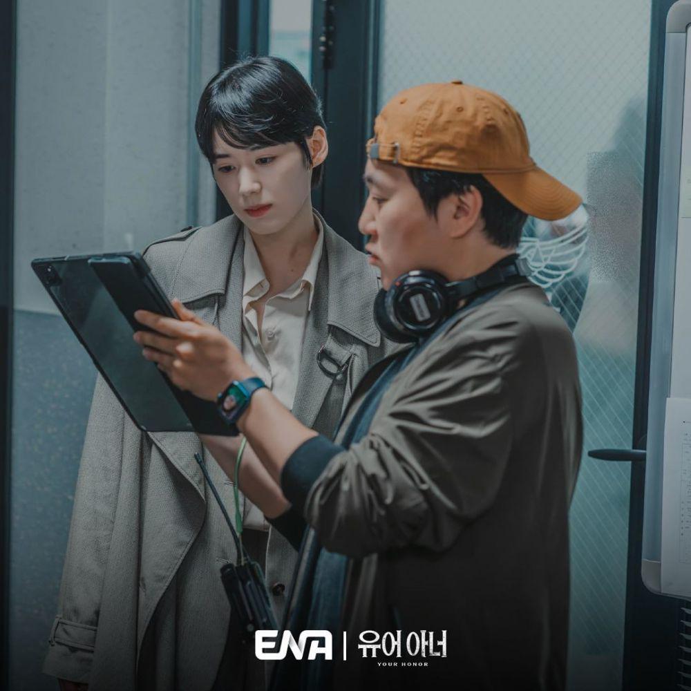 potret behind the scene drakor Your Honor (instagram.com/channel.ena.d)