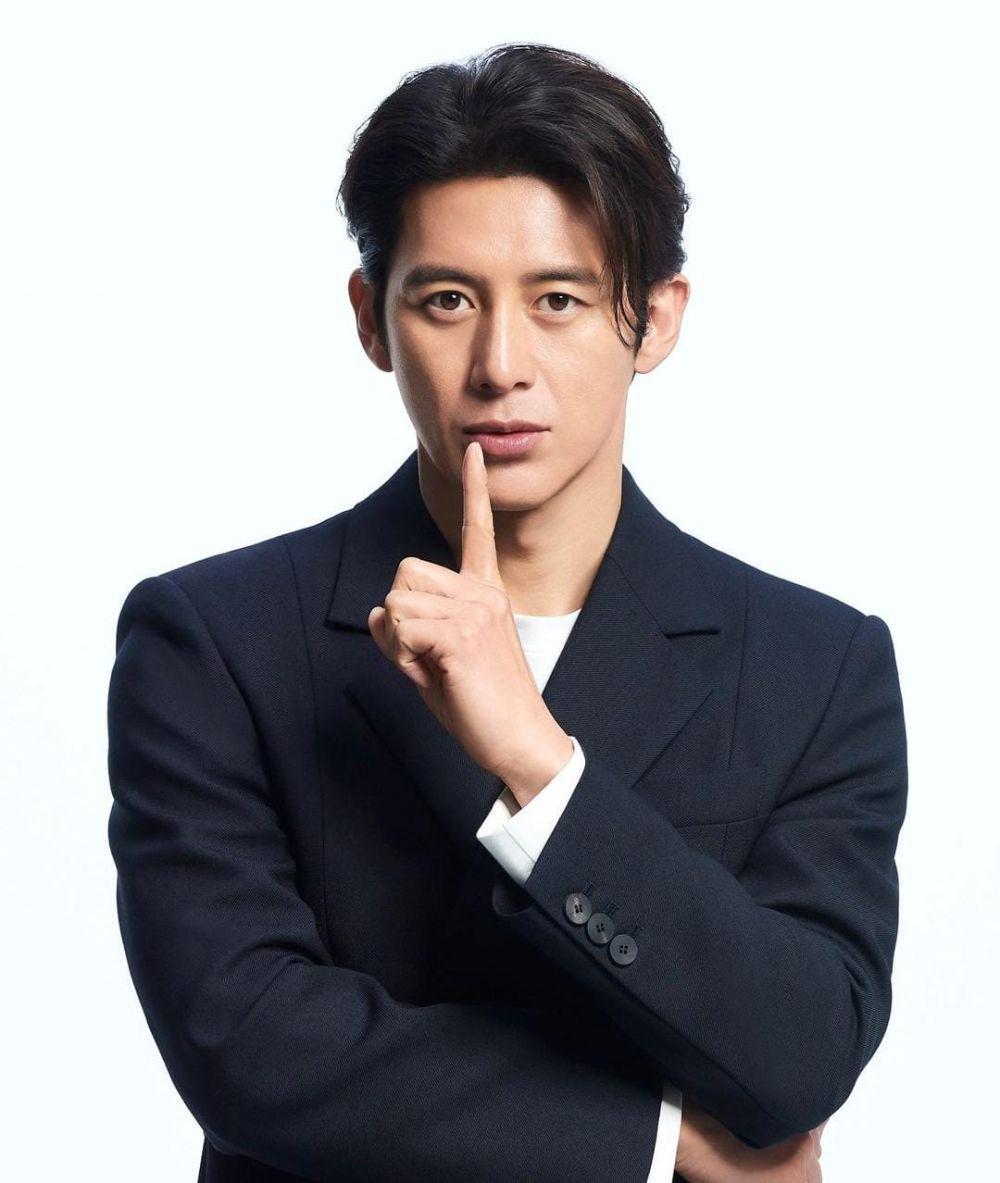 Go Soo (instagram.com/gosoo_official)
