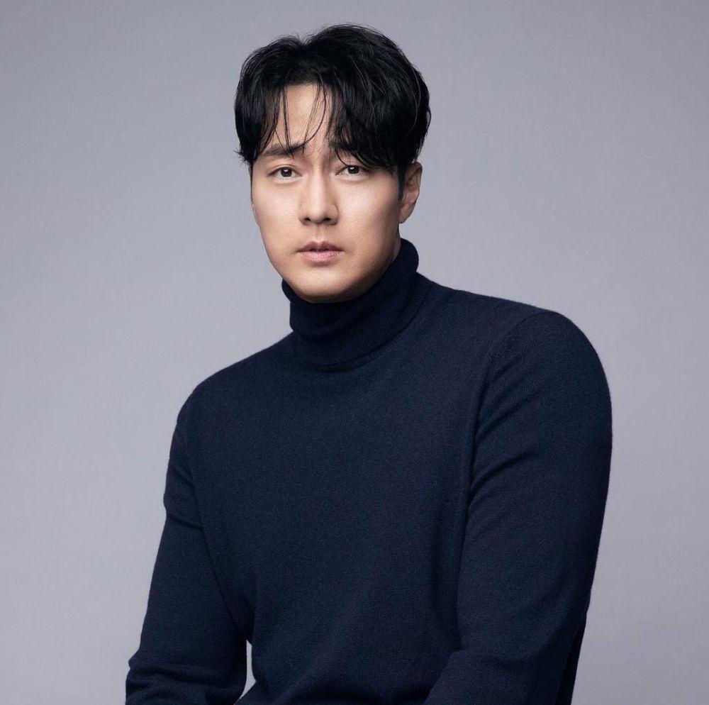 So Ji Sub (instagram.com/51k_official)