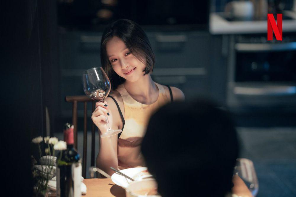 Yoo Seong A di drama The Frog diperankan oleh Go Min Si (instagram.com/netflixkcontent)
