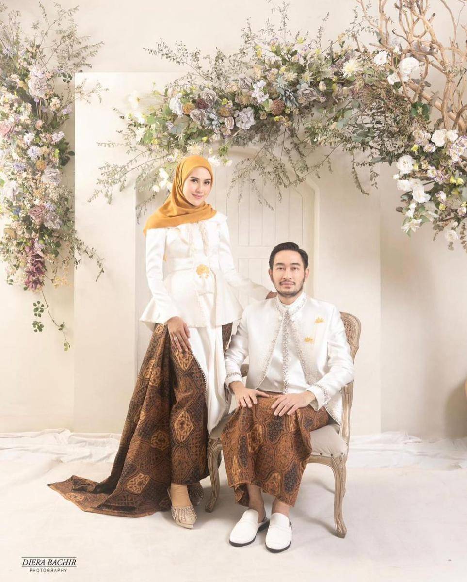 potret Syahnaz Sadiqah dan suami (instagram.com/syahnazs)