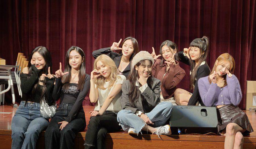 potret Lovelyz (x.com/Official_LVLZ)