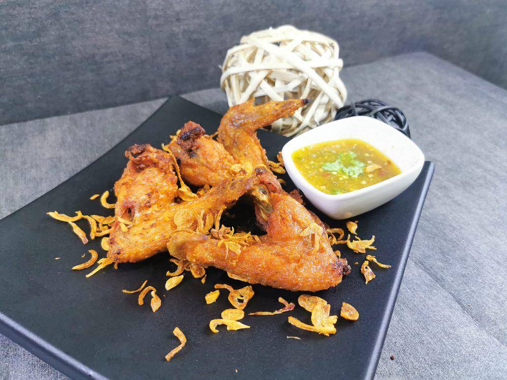 ilustrasi ayam goreng Thailand (pixabay.com/Neramit Event)