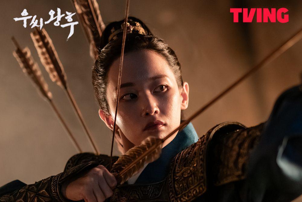 7 Rintangan Dihadapi Woo Hee Pasca Kematian Raja di Queen Woo, Sulit!
