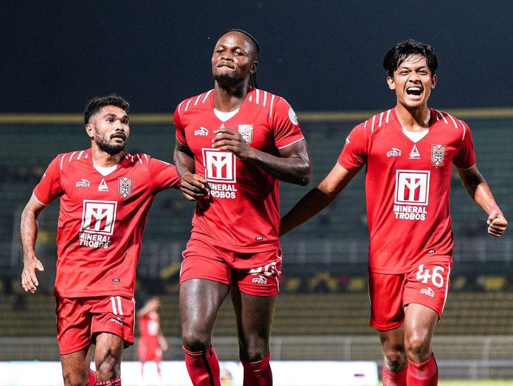Pemain Malut United usai mencetak gol. (Instagram.com/malutunitedfc)