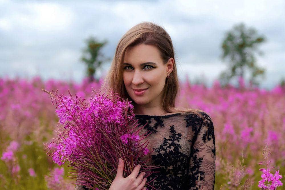 ilustrasi bahagia (pexels.com/Анна Хазова)