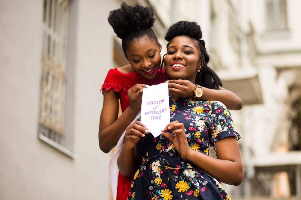 ilustrasi bahagia (pexels.com/Godisable Jacob)