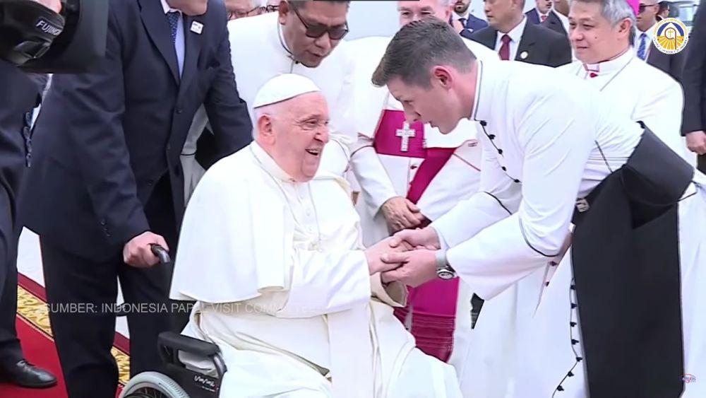 Paus Fransiskus tiba di Indonesia pada Selasa (3/9/2024). (dok. Indonesia Papal Visit Committee)