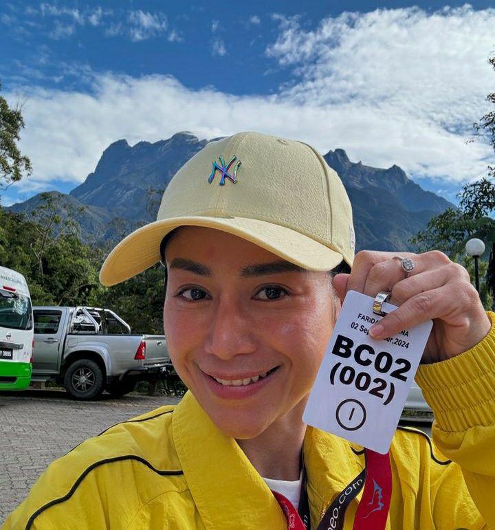 potret Farida Nurhan mendaki Gunung Kinabalu (instagram.com/farida.nurhan)