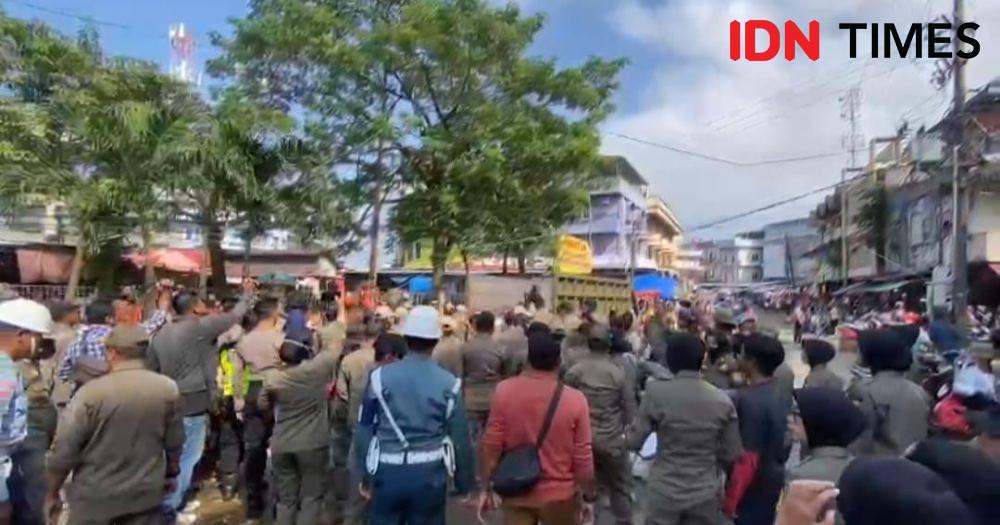 Aparat Kembali Tertibkan PKL yang Bandel di Pasar Pandansari