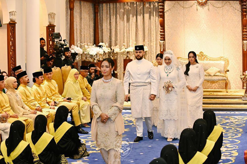 potret pernikahan putri Kerajaan Pahang Malaysia (instagram.com/houseofpahang)