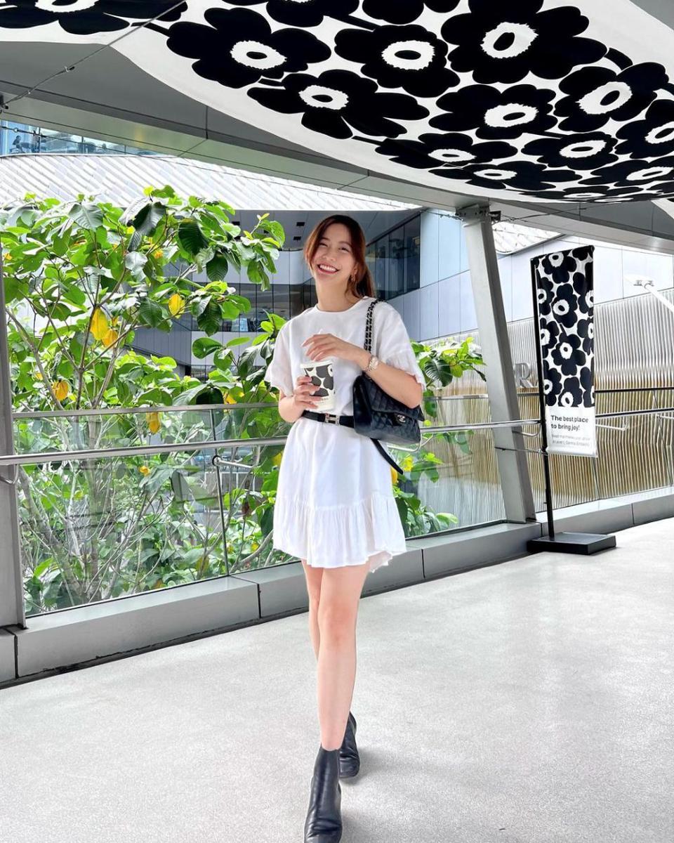 outfit Frung Narikun (instagram.com/frungnarikunn)