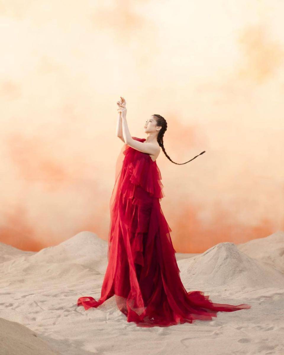 Gaya prewedding Clarissa Tanoe (instagram.com/clarissatanoe)