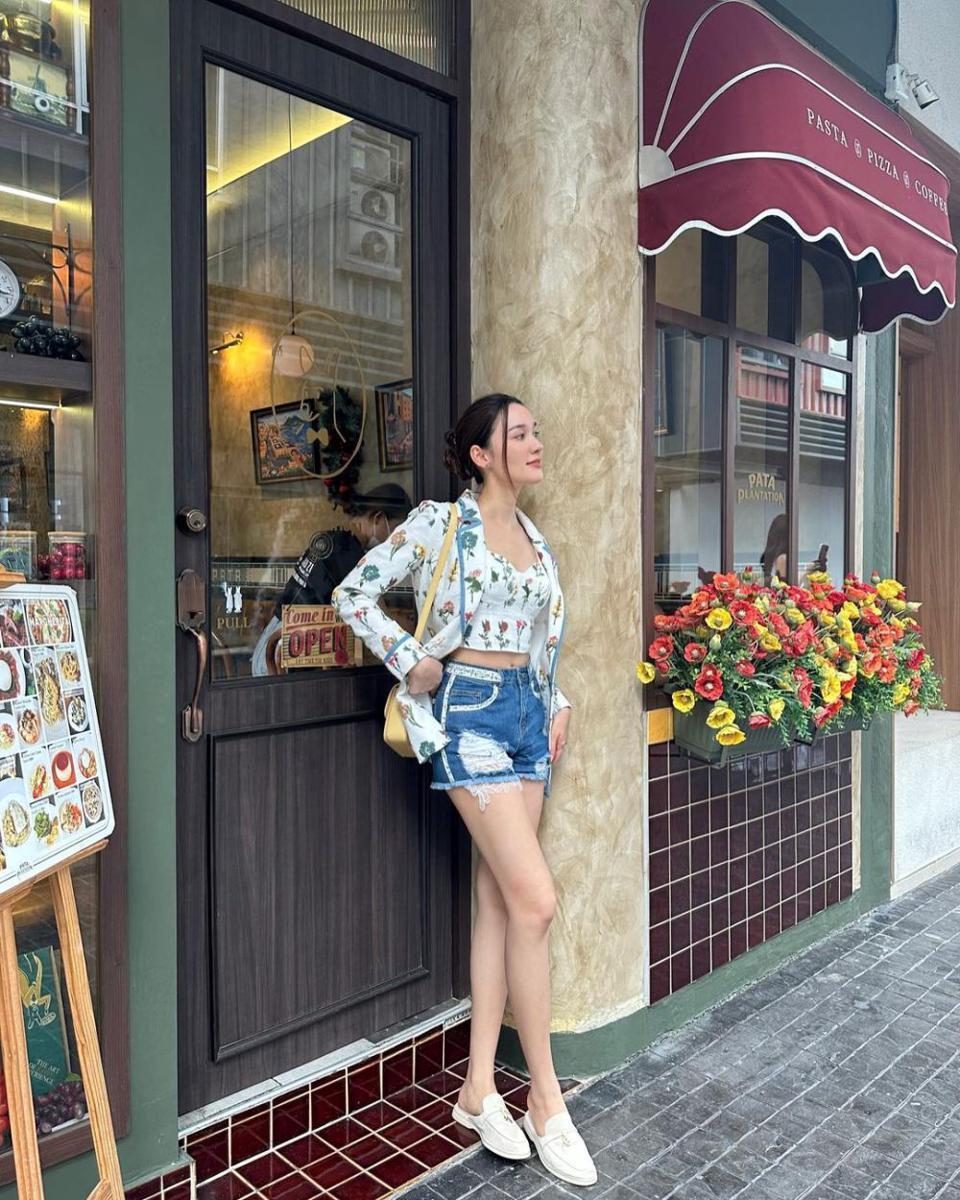 outfit Diana Flipo (instagram.com/dianaflipo)