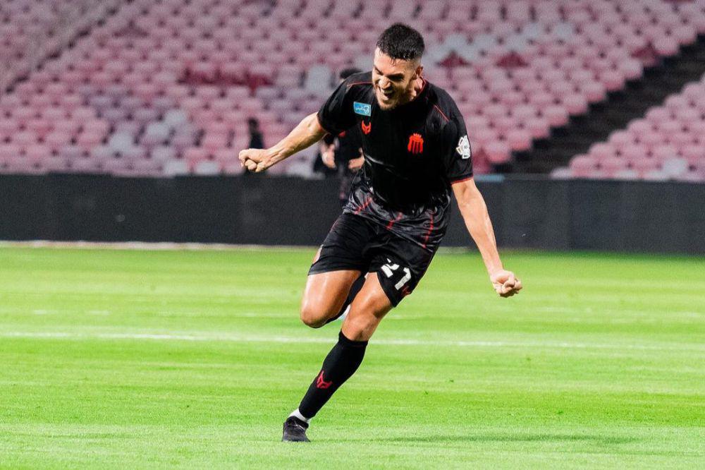 Lucas Kal (instagram.com/llucaskal)