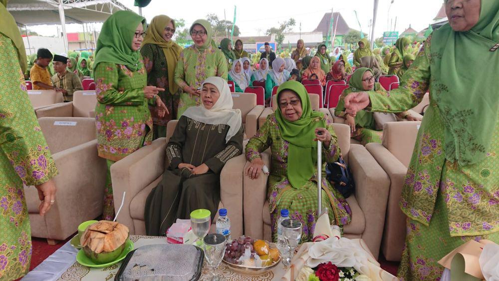 Khofifah Indar Parawansa saat hadir di Blitar. IDN Times/ Bramanta Pamungkas
