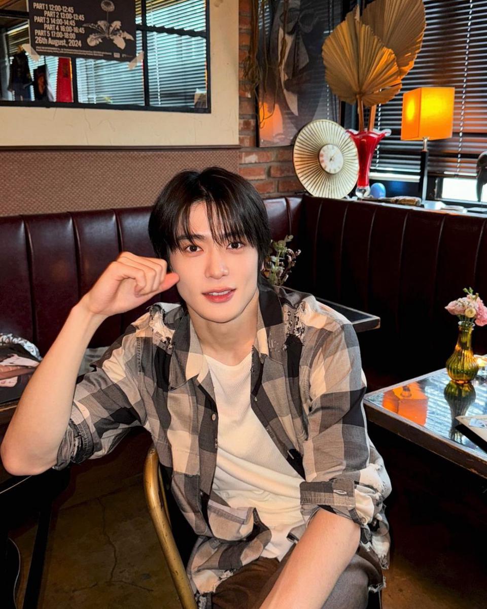 Jaehyun NCT di listening party album J (instagram.com/nct)