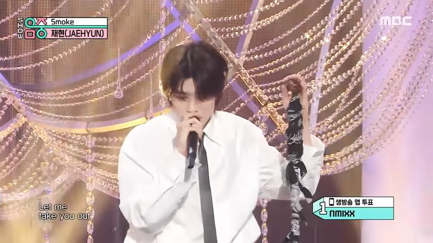 Jaehyun NCT saat tampil di Music Core (youtube.com/@MBCkpop)