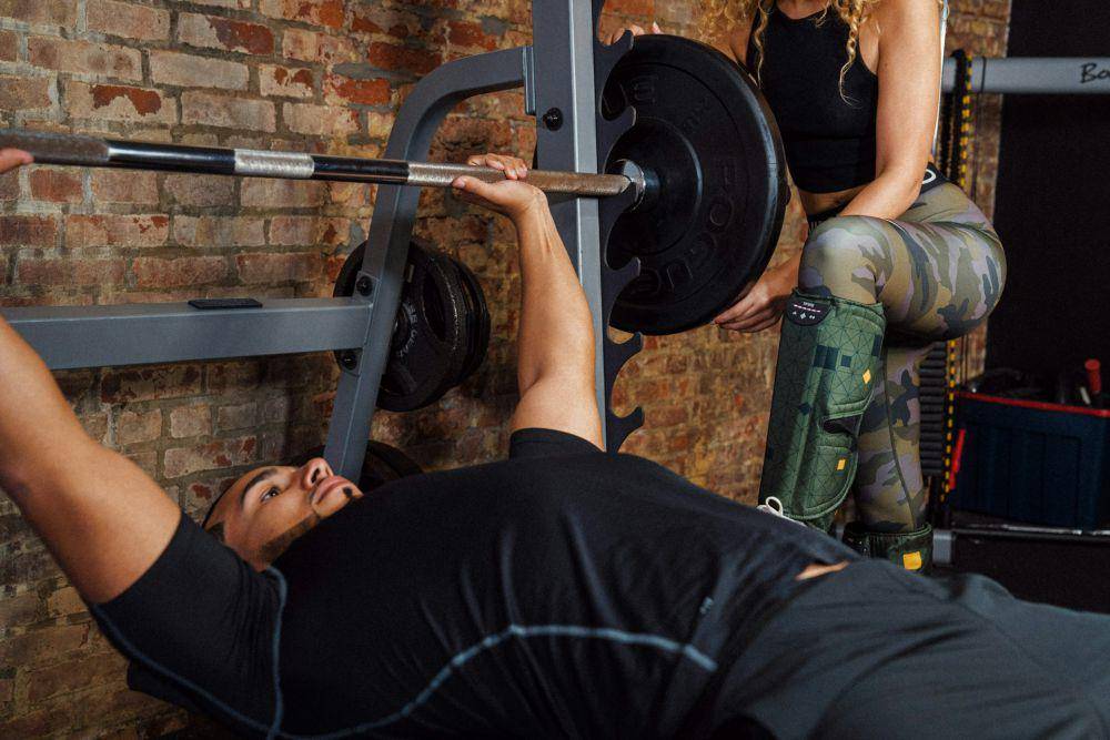 Bench Press (unsplash.com/Michael DeMoya)