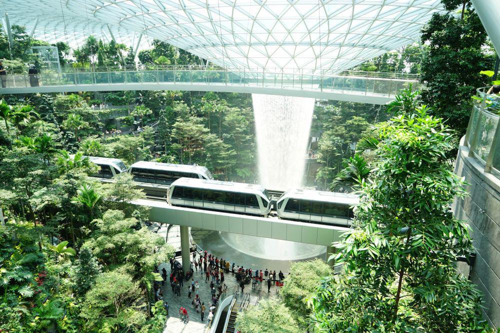 ilustrasi transportasi di Singapura dari bandara (unsplash.com/Björn Strausmann)