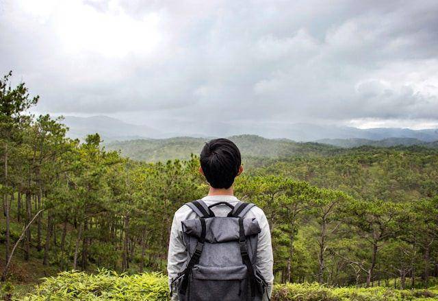 Ilustrasi backpack. https://unsplash.com/@ryandam