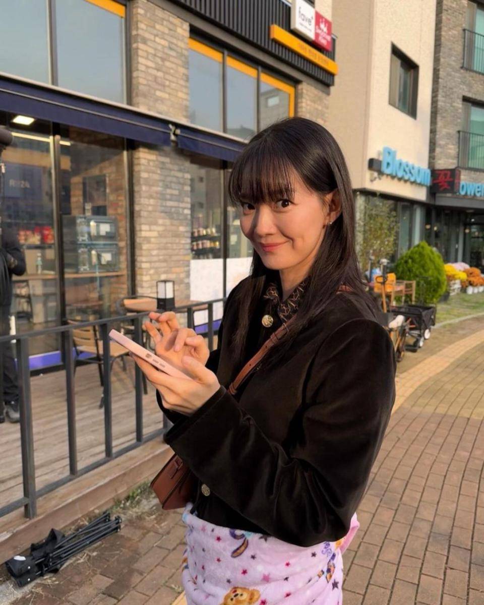 potret Shin Min Ah di balik layar drama No Gain No Love (instagram.com/illusomina)