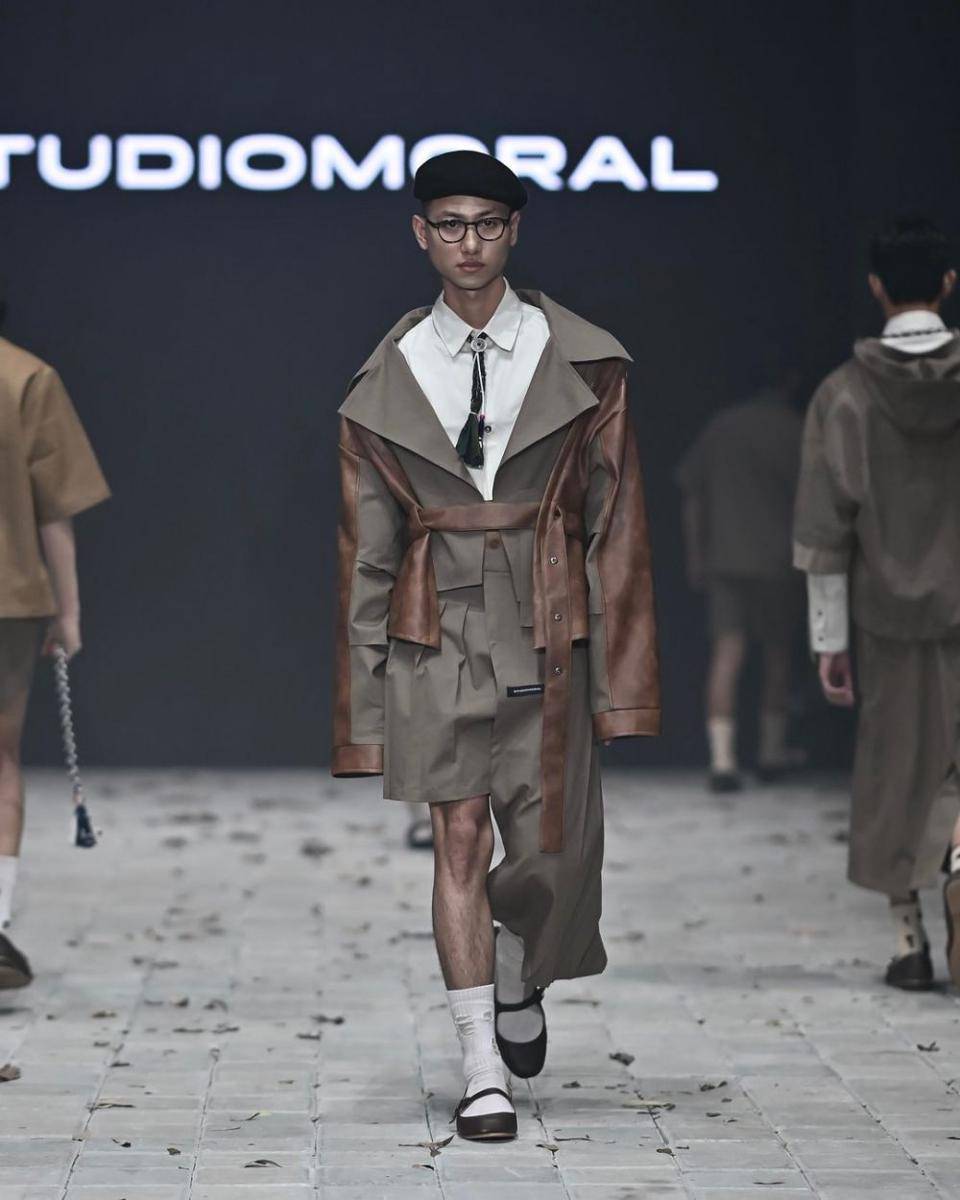 STUDIO MORAL di Plaza Indonesia Men's Fashion Week (instagram.com/plazaindonesia)