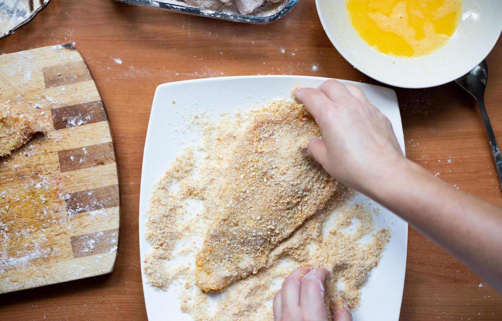 5 Tips Mengolah Ayam agar Tidak Membosankan untuk Anak