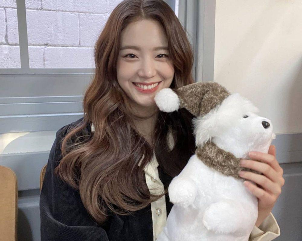 Jang Gyuri (instagram.com/gyurious_j)