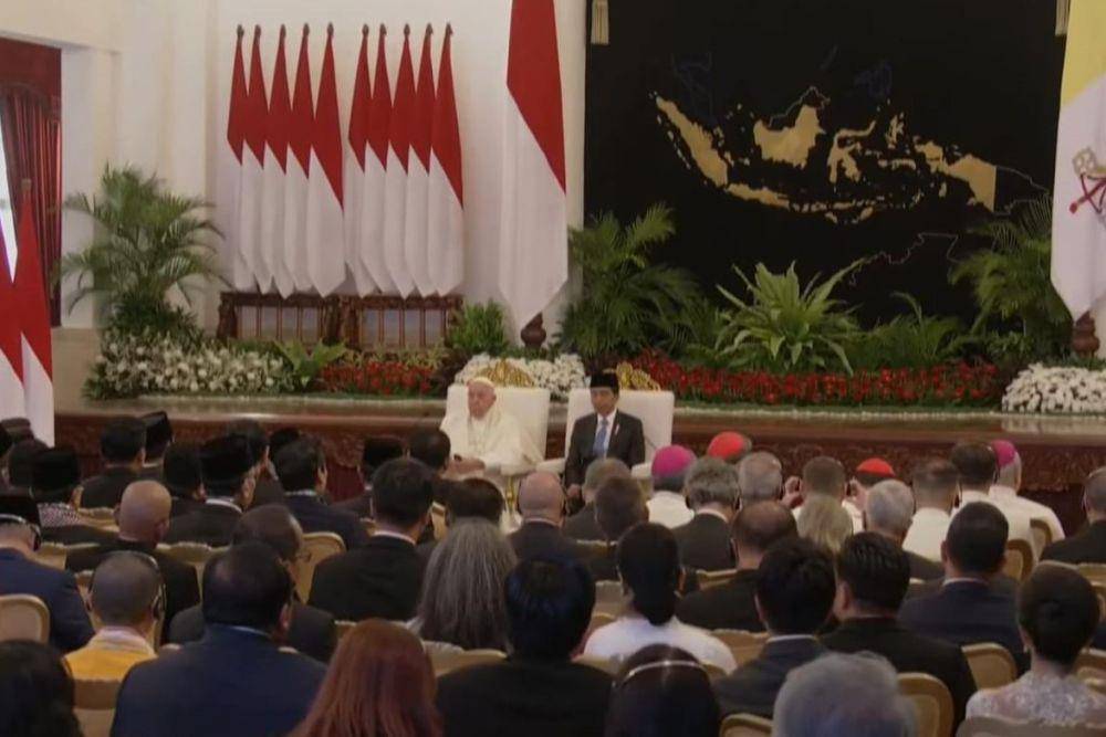Presiden Jokowi dan Paus Fransiskus di Istana Negara, Jakarta (YouTube.com/Sekretariat Presiden)