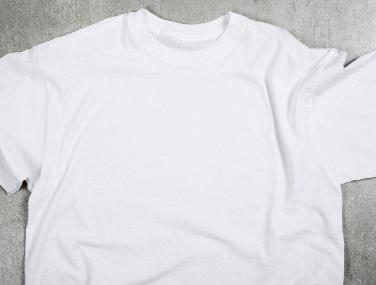 ilustrasi kaos putih (freepik.com/Racool_studio)