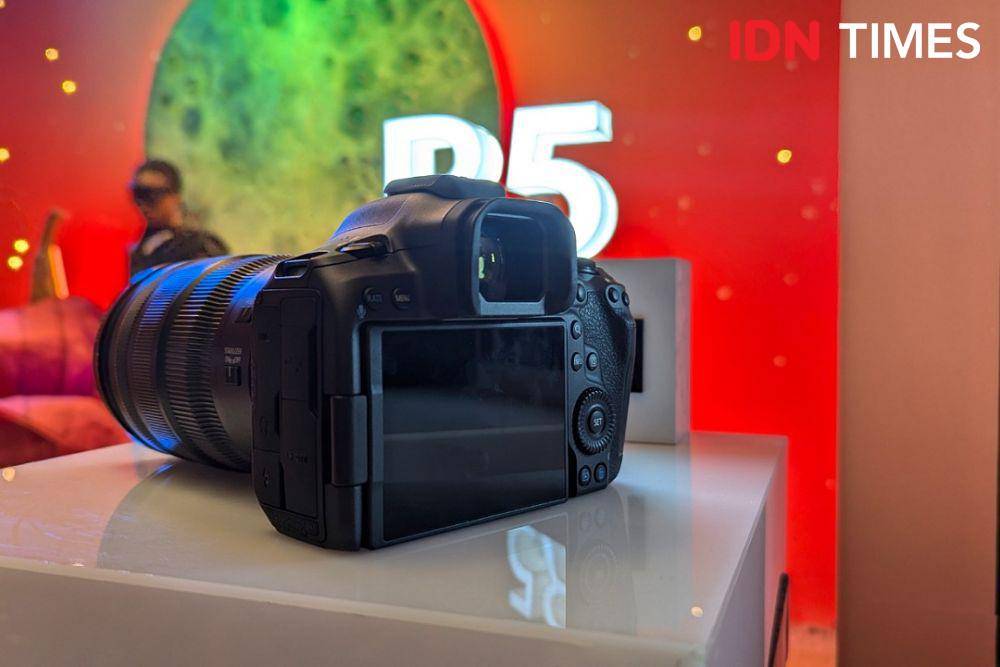 Canon EOS R5 Mark II (IDN Times/Misrohatun)