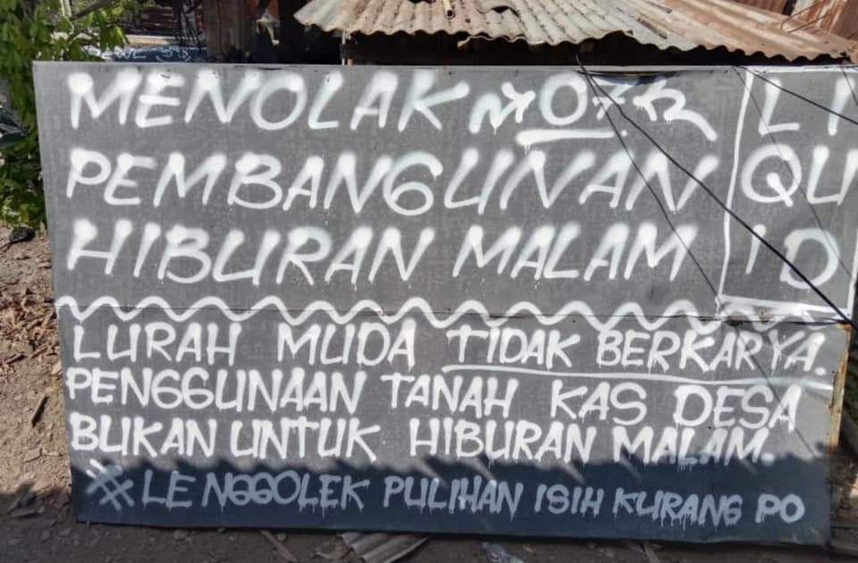 Spanduk penolakan warga Kronggahan I dan II atas pembangunan kelab malam di wilayahnya. (Dok. istimewa)