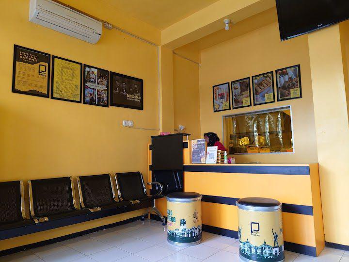 Sosis Solo Pojok Beteng (Notosuman), Solo (google.com/maps/Setiyo Dwi Nugroho)