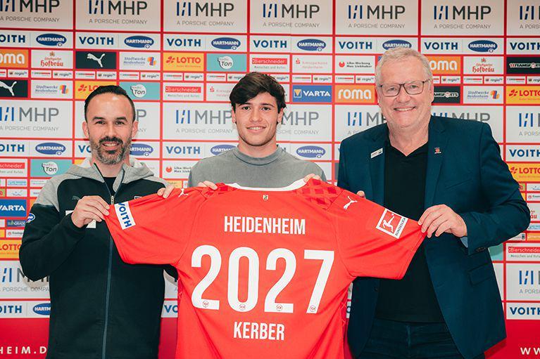 Luca Kerber (tengah) (fc-heidenheim.de)