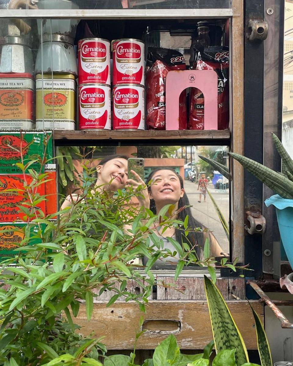 potret Bang Min Ah dan Shin Dal Gi liburan bareng di Thailand (instagram.com/bbang_93)