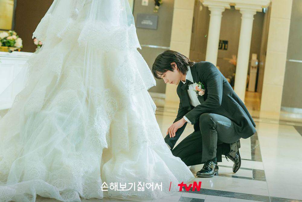 still cut drama No Gain No Love (instagram.com/tvn_drama)