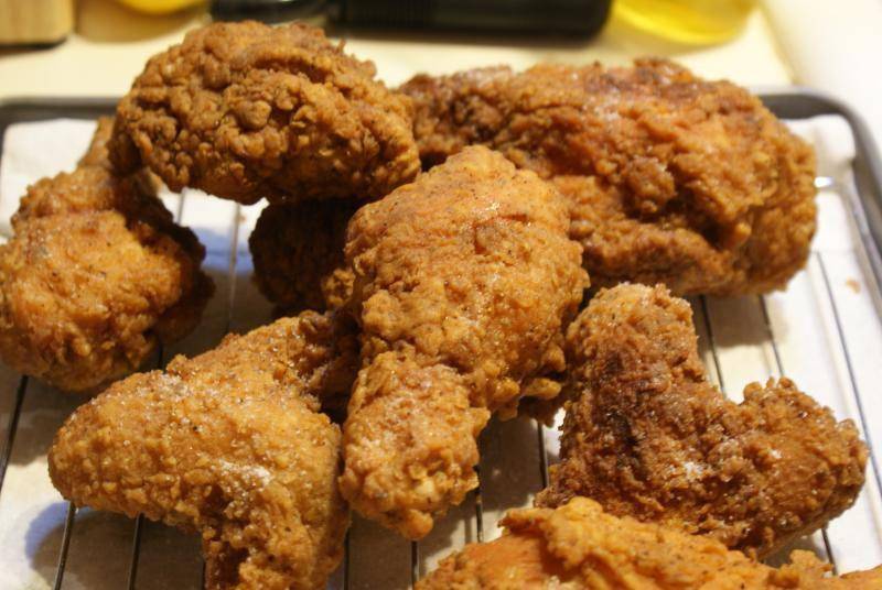 ilustrasi fried chicken (flickr.com//*Jacki*)