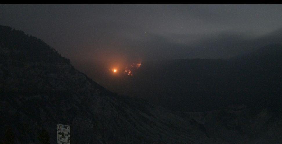 BNPB Diminta Pakai Helikopter Padamkan Karhutla di Tangkuban Parahu