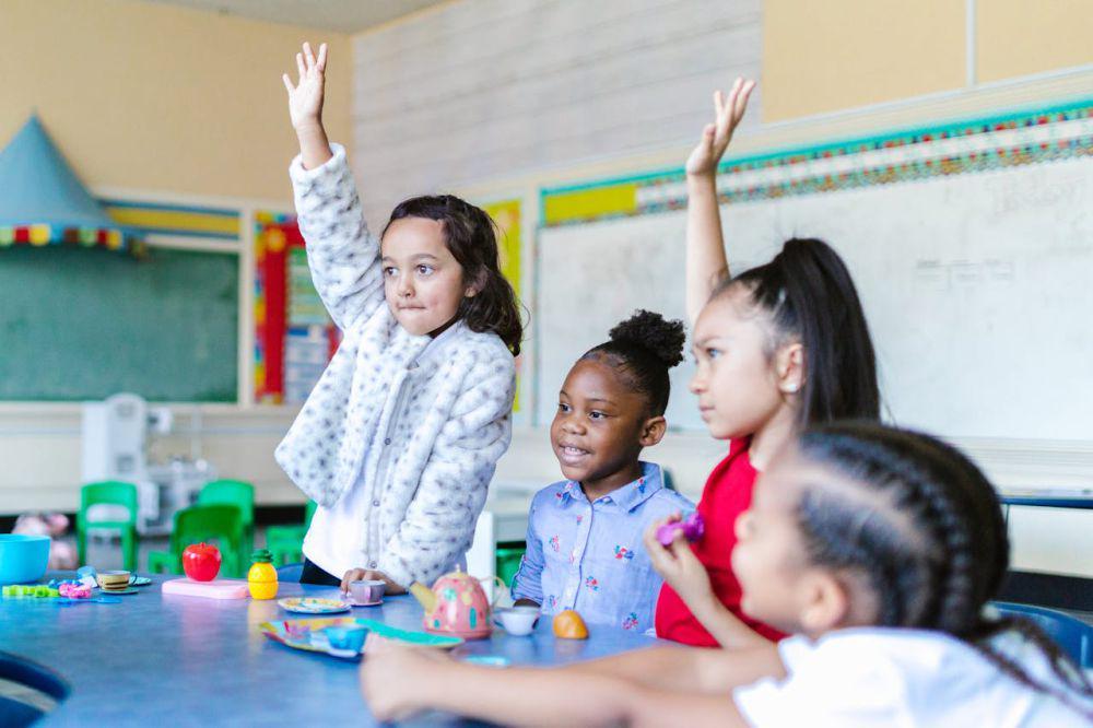 ilustrasi anak belajar di sekolah (pexels.com/RDNE Stock project)