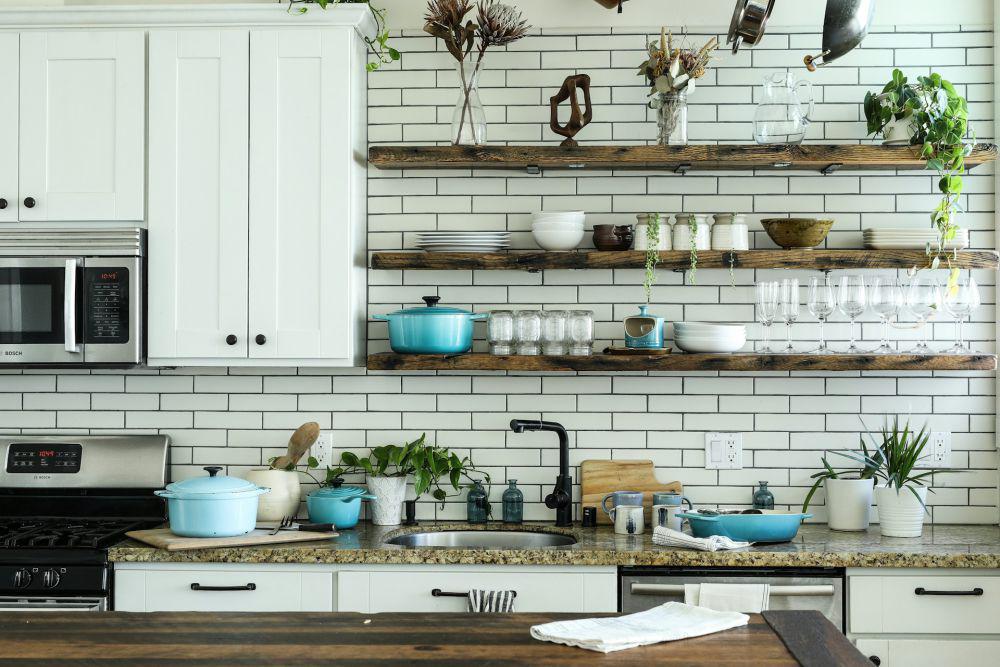 ilustrasi dapur (unsplash.com/Odiseo Castrejon)