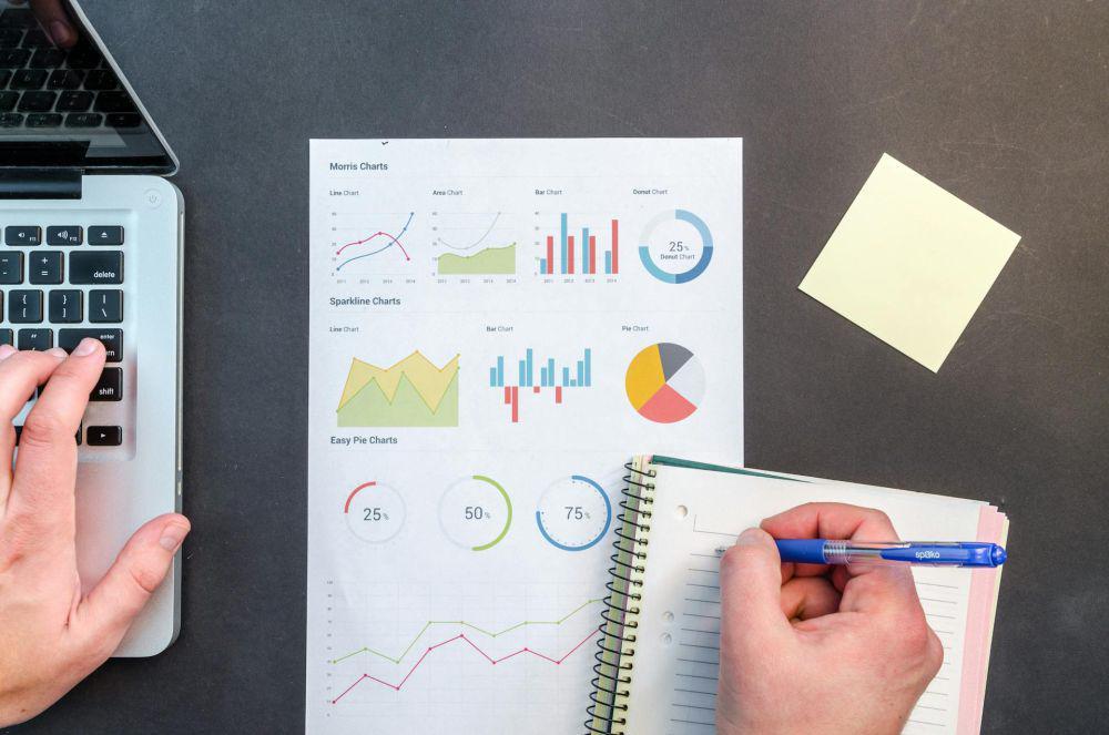 ilustrasi sedang merancang strategi SEO (Pexels.com/Lukas)