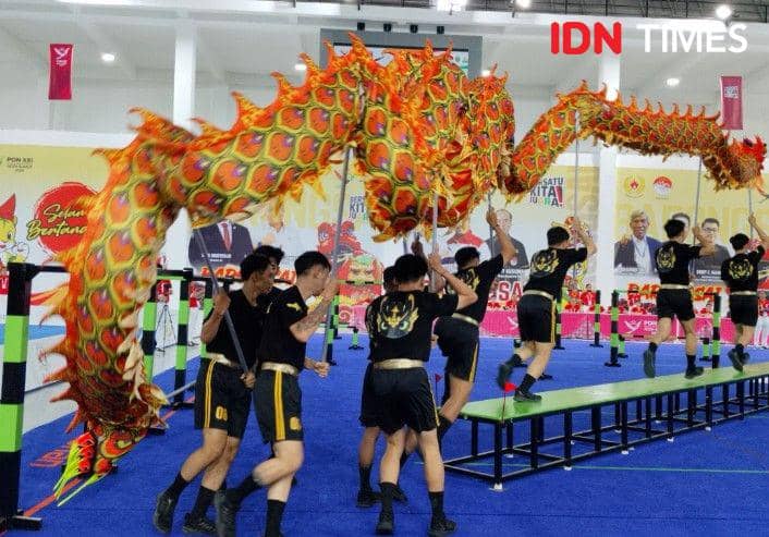 Pertandingan Naga Halang Rintang (IDN Times/Eko Agus Herianto)