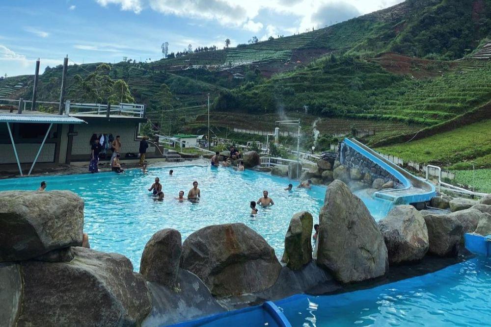 Info Wisata Pemandian Air Hangat Banyu Alam Dieng: Lokasi, Rute, Tips