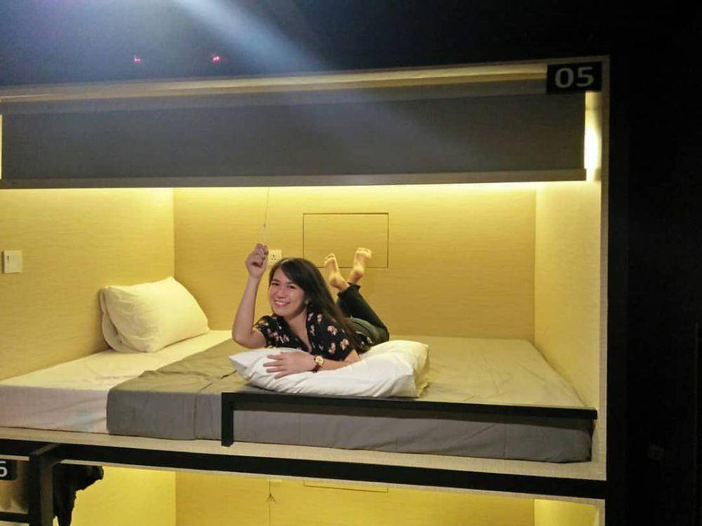Salah satu tipe ruangan kamar di Innbox Capsule Jember. Instagram/innboxcapsulehotel