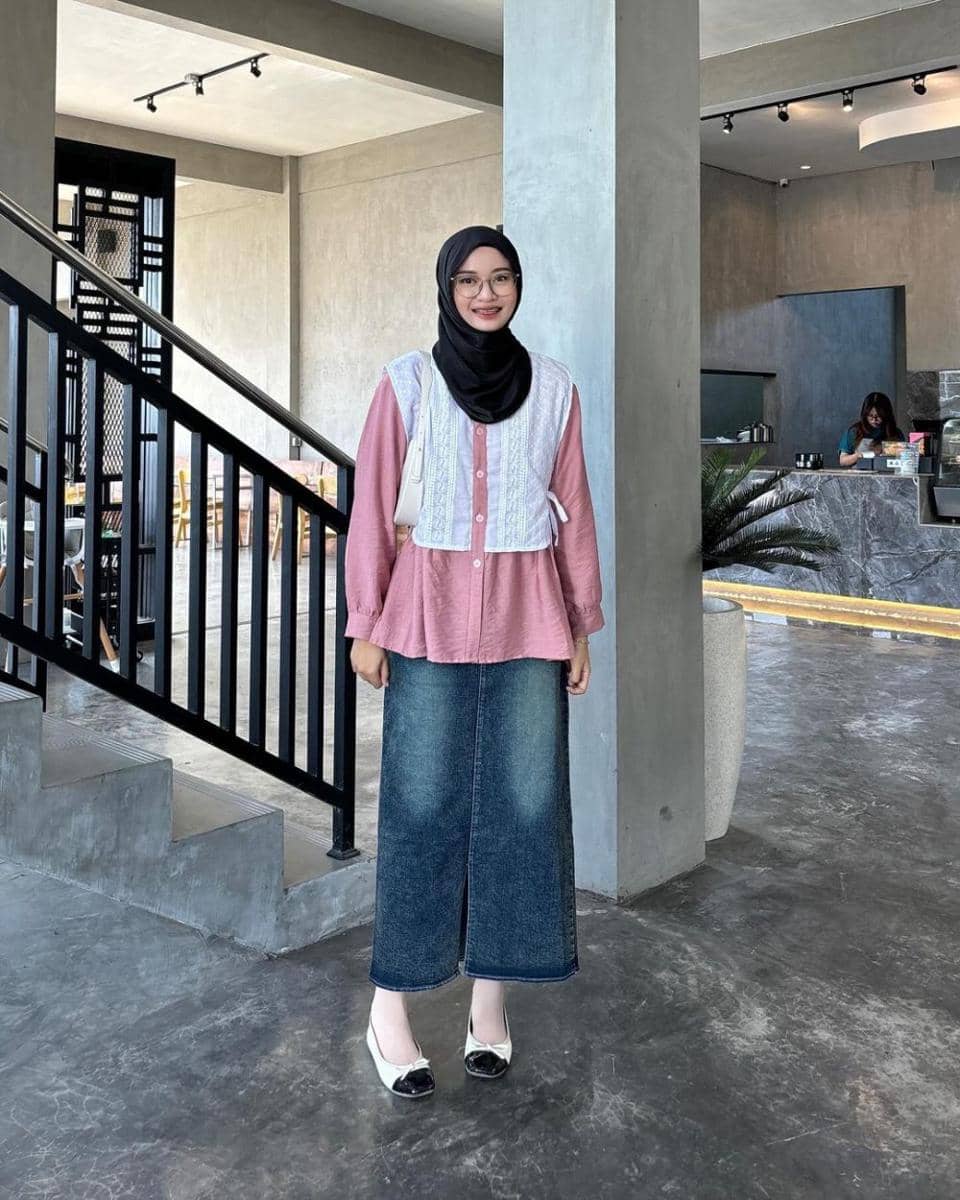 Lutvy Putri (instagram.com/lutvy_putri)