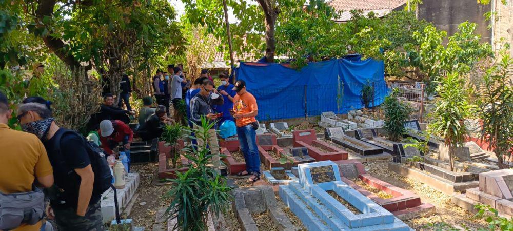 Polisi Bongkar Makam Korban Pemukulan Meninggal Usai Minum Miras